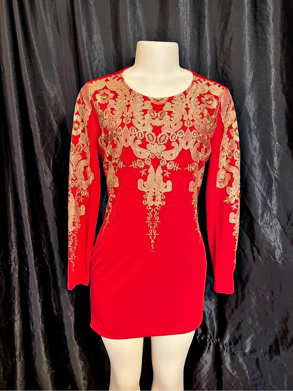 Gianni Bini Red & Gold Embroidered Mini Dress Size Small